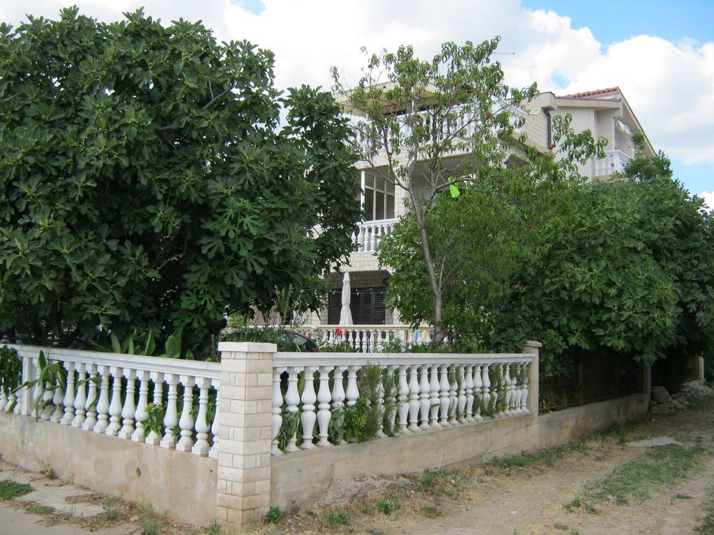 Apartments Nestor Tribalj Zewnętrze zdjęcie