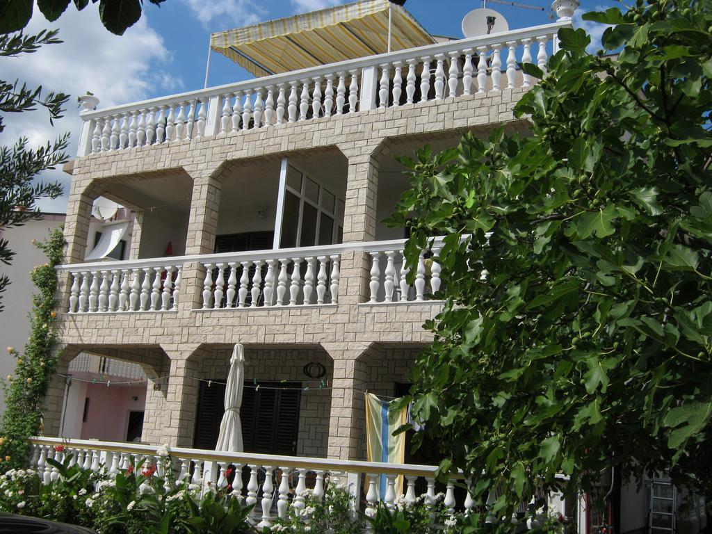 Apartments Nestor Tribalj Zewnętrze zdjęcie
